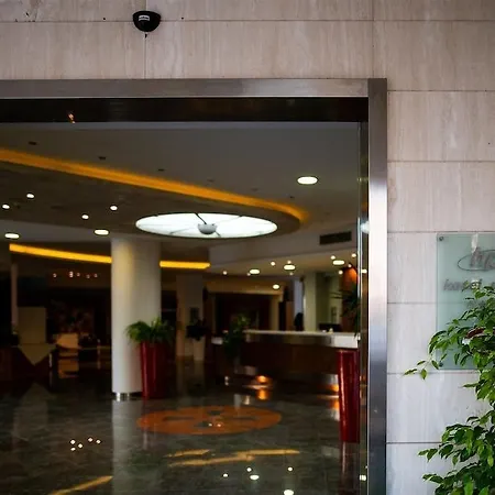 Planet Hotel 4*