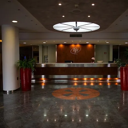 Hotel Planet