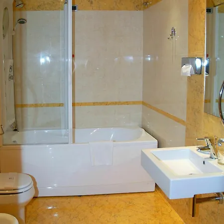 Planet Hotel 4*